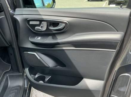 Mercedes-Benz - V-class