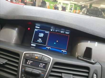 Renault - Laguna