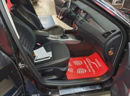 Renault - Laguna