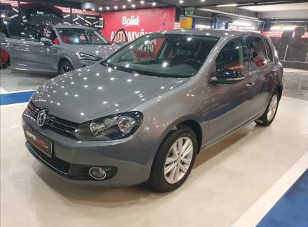 Volkswagen - Golf
