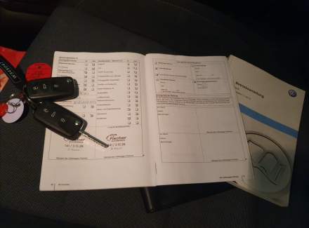 Volkswagen - Golf