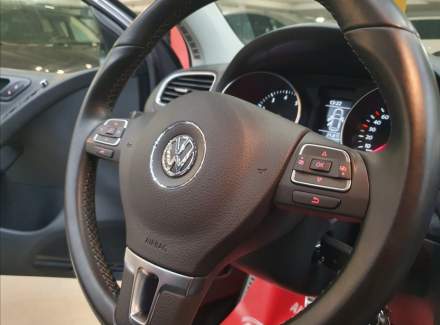 Volkswagen - Golf