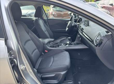 Mazda - 3
