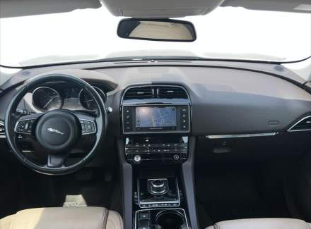 Jaguar - F-Pace