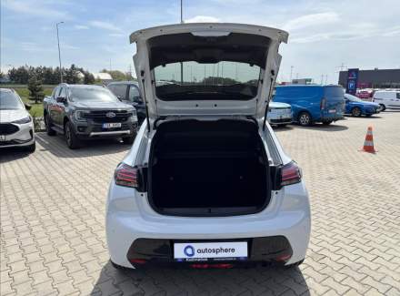 Peugeot - 208