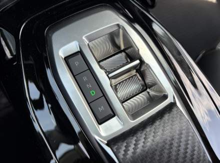 Peugeot - 208