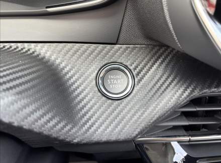 Peugeot - 208