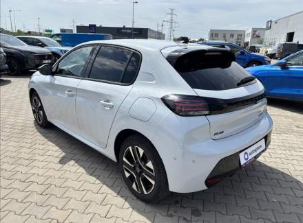 Peugeot - 208