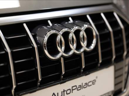 Audi - Q3