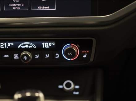 Audi - Q3