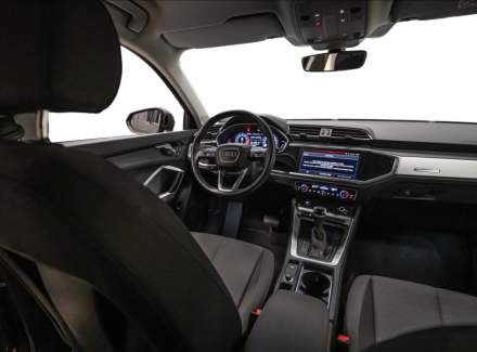 Audi - Q3