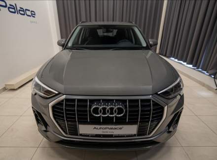 Audi - Q3