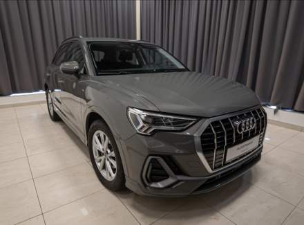 Audi - Q3