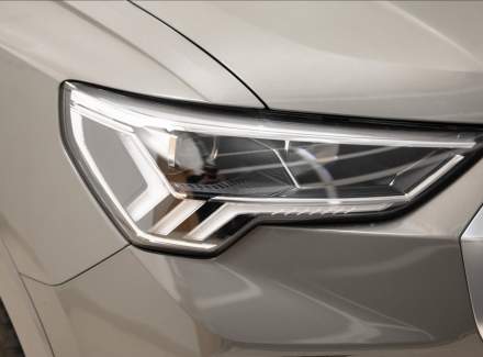Audi - Q3