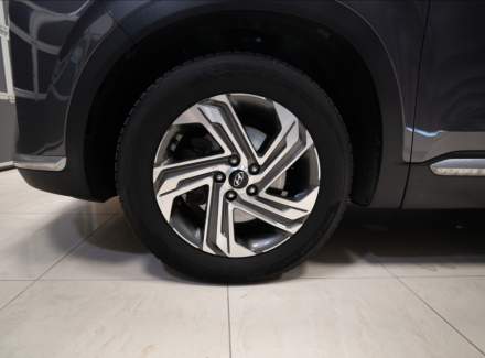Hyundai - Santa FE
