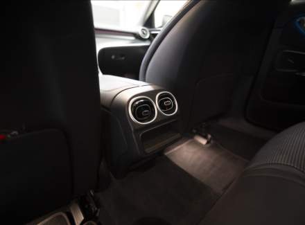 Mercedes-Benz - C-class