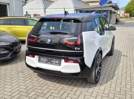 BMW - i3