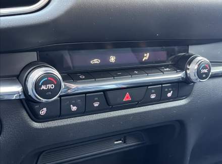 Mazda - CX-30