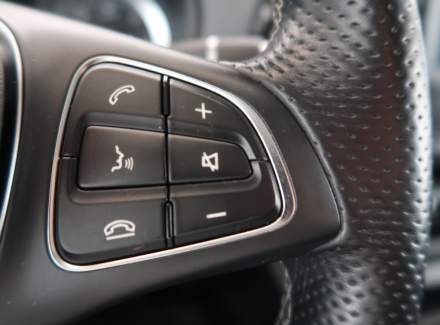 Mercedes-Benz - Vito