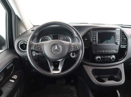 Mercedes-Benz - Vito
