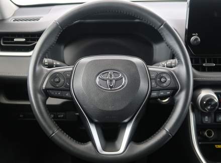 Toyota - RAV 4