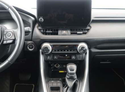 Toyota - RAV 4
