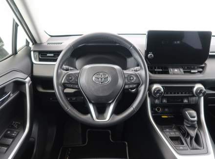 Toyota - RAV 4