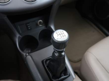 Toyota - RAV 4