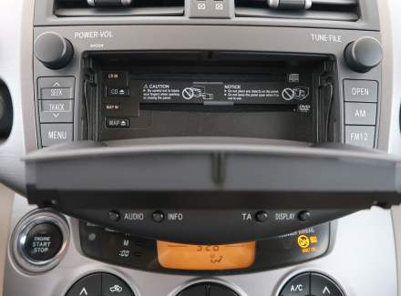 Toyota - RAV 4