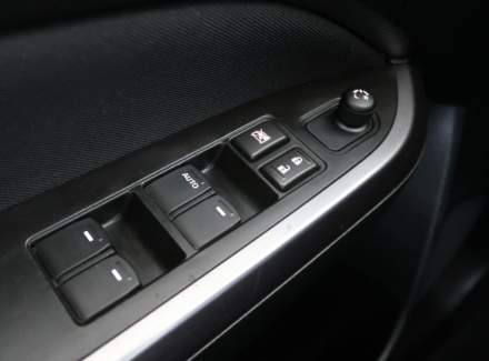 Suzuki - Vitara