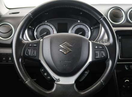 Suzuki - Vitara