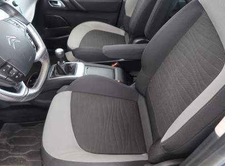 Citroën - C4