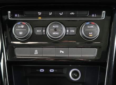 Volkswagen - Touran