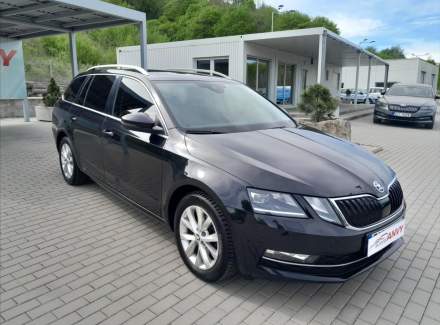Škoda - Octavia