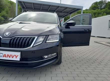 Škoda - Octavia