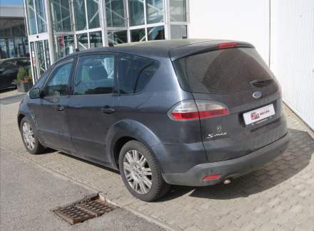 Ford - S-MAX