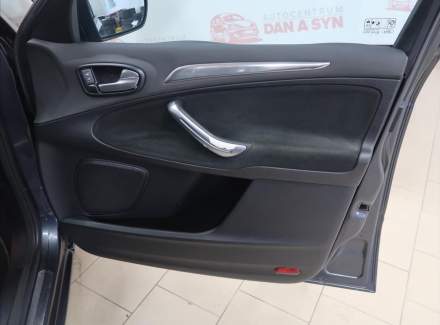 Ford - S-MAX