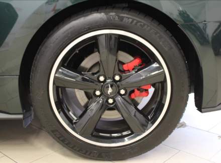 Ford - Mustang