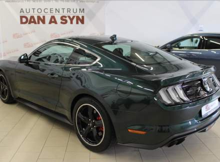 Ford - Mustang