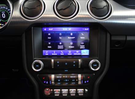 Ford - Mustang