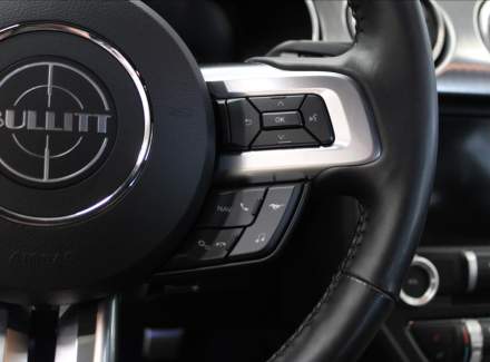Ford - Mustang