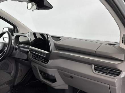 Volkswagen - Caravelle