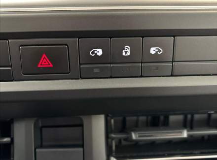 Volkswagen - Caravelle