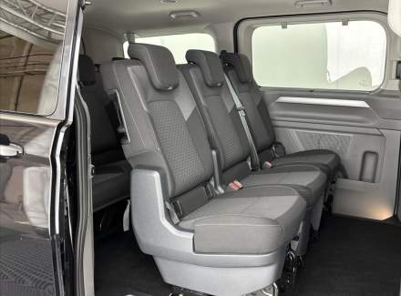 Volkswagen - Caravelle