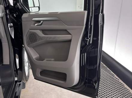 Volkswagen - Caravelle