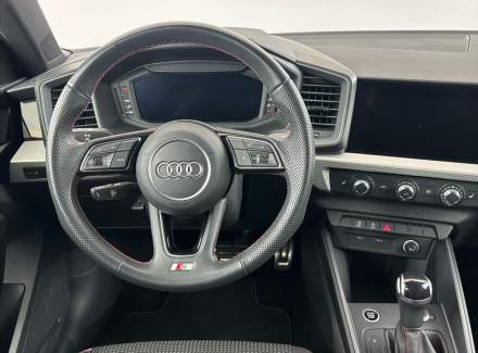 Audi - A1
