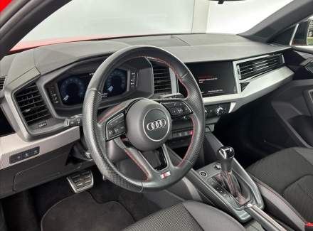 Audi - A1