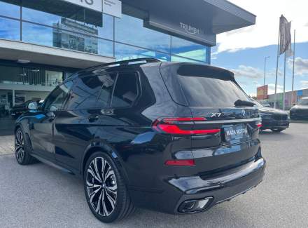 BMW - X7