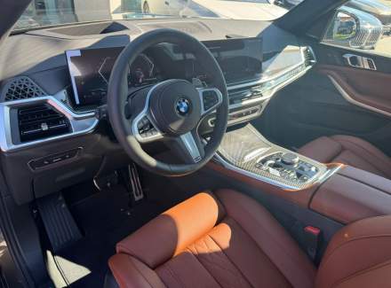 BMW - X7