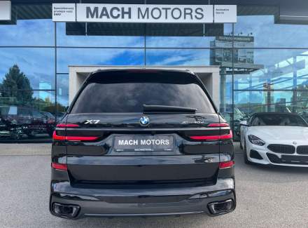 BMW - X7